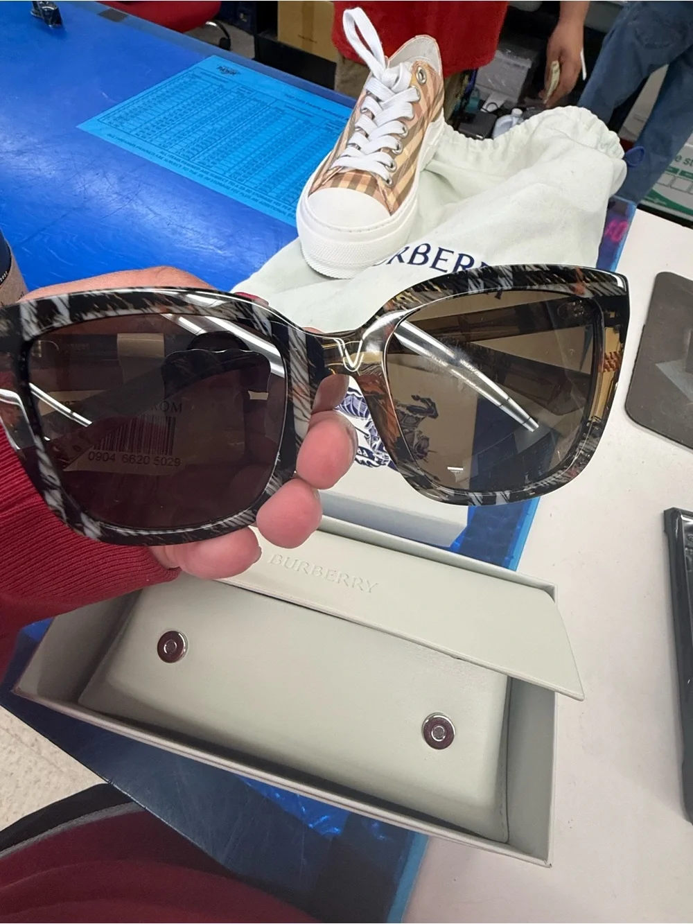 Burberry White Box with Navy Knight Logo and Dust Bag Sunglasses Women